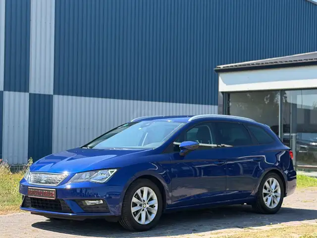 Seat Leon view 4