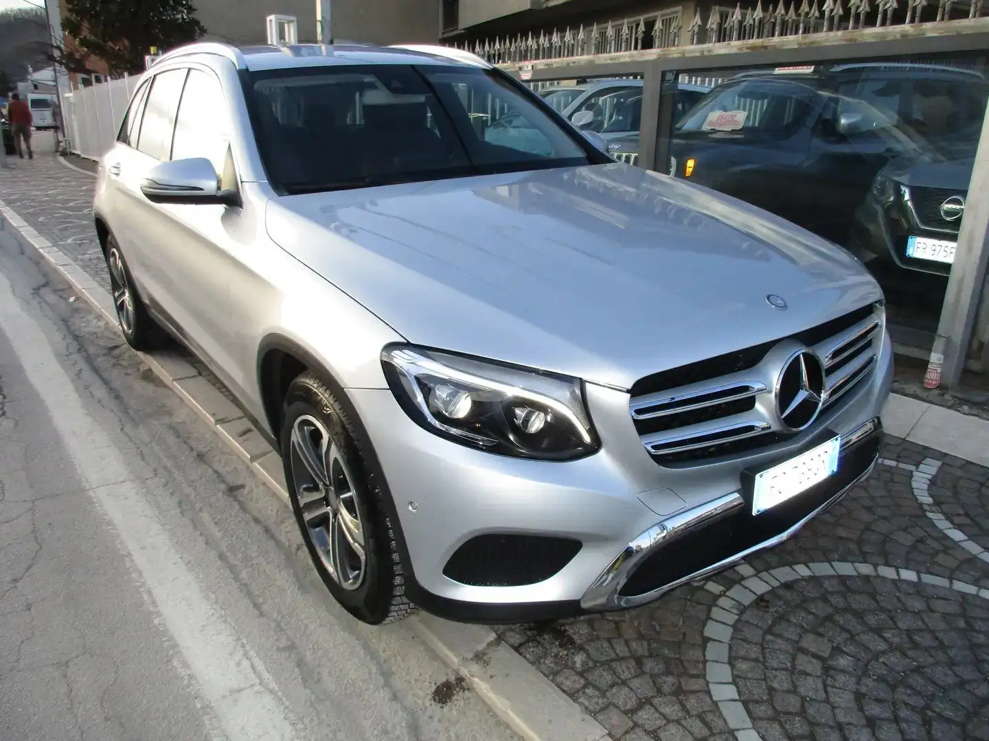 Mercedes-Benz GLC 220 d Premium 4matic auto FULL OPTIONAL GARANTITO Argento - 2