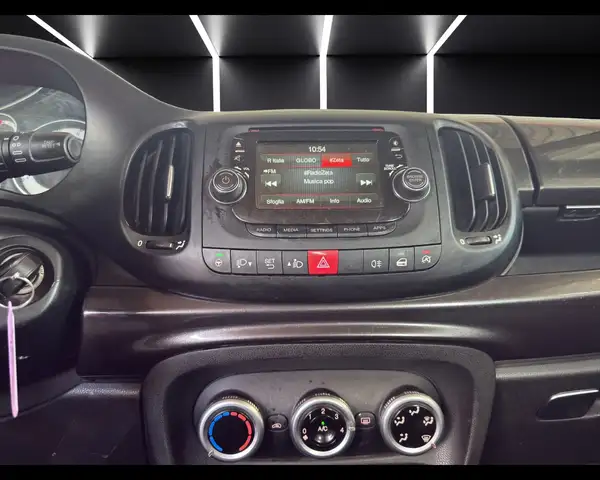 Fiat 500l view 14