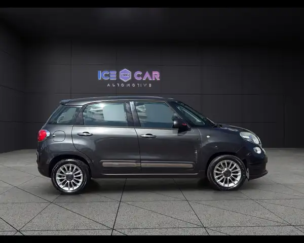 Fiat 500l view 4