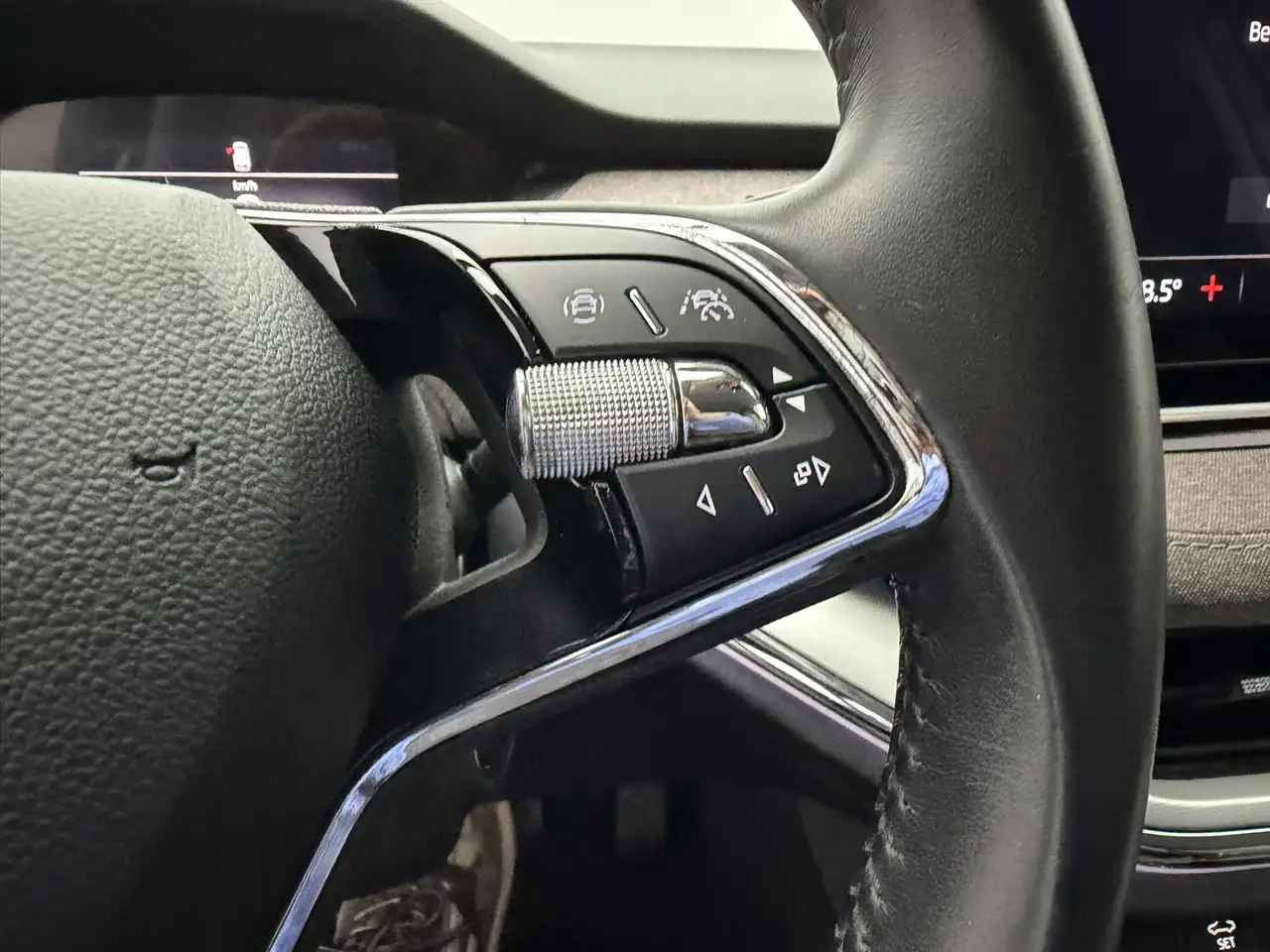 Skoda Enyaq iV 60 First Edition SoH 93,7% Warmtepomp Mat, миниатюра 20