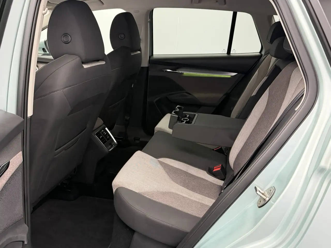 Skoda Enyaq iV 60 First Edition SoH 93,7% Warmtepomp Mat, миниатюра 26