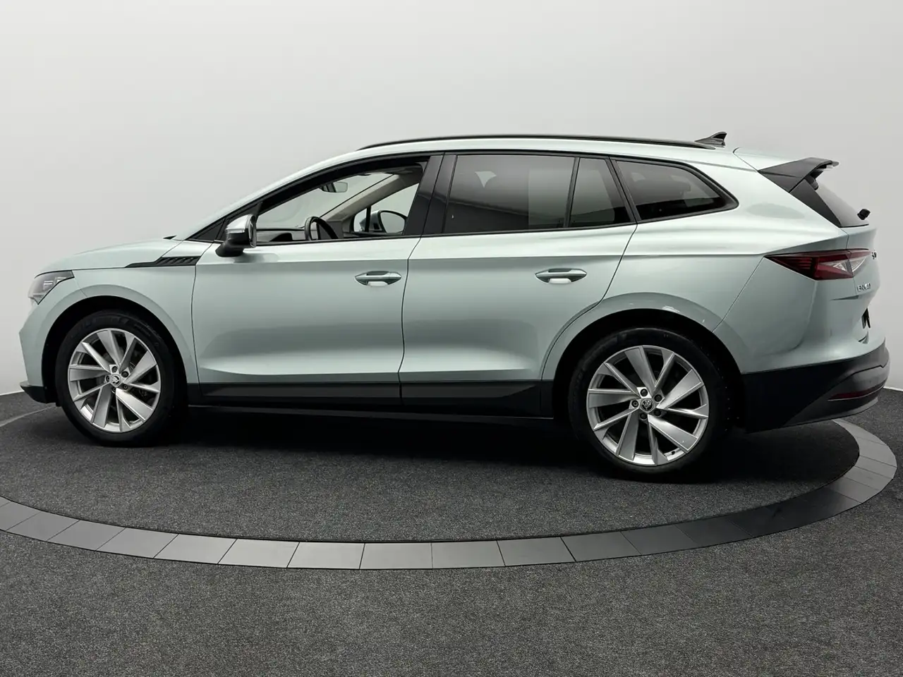 Skoda Enyaq iV 60 First Edition SoH 93,7% Warmtepomp Mat, миниатюра 7