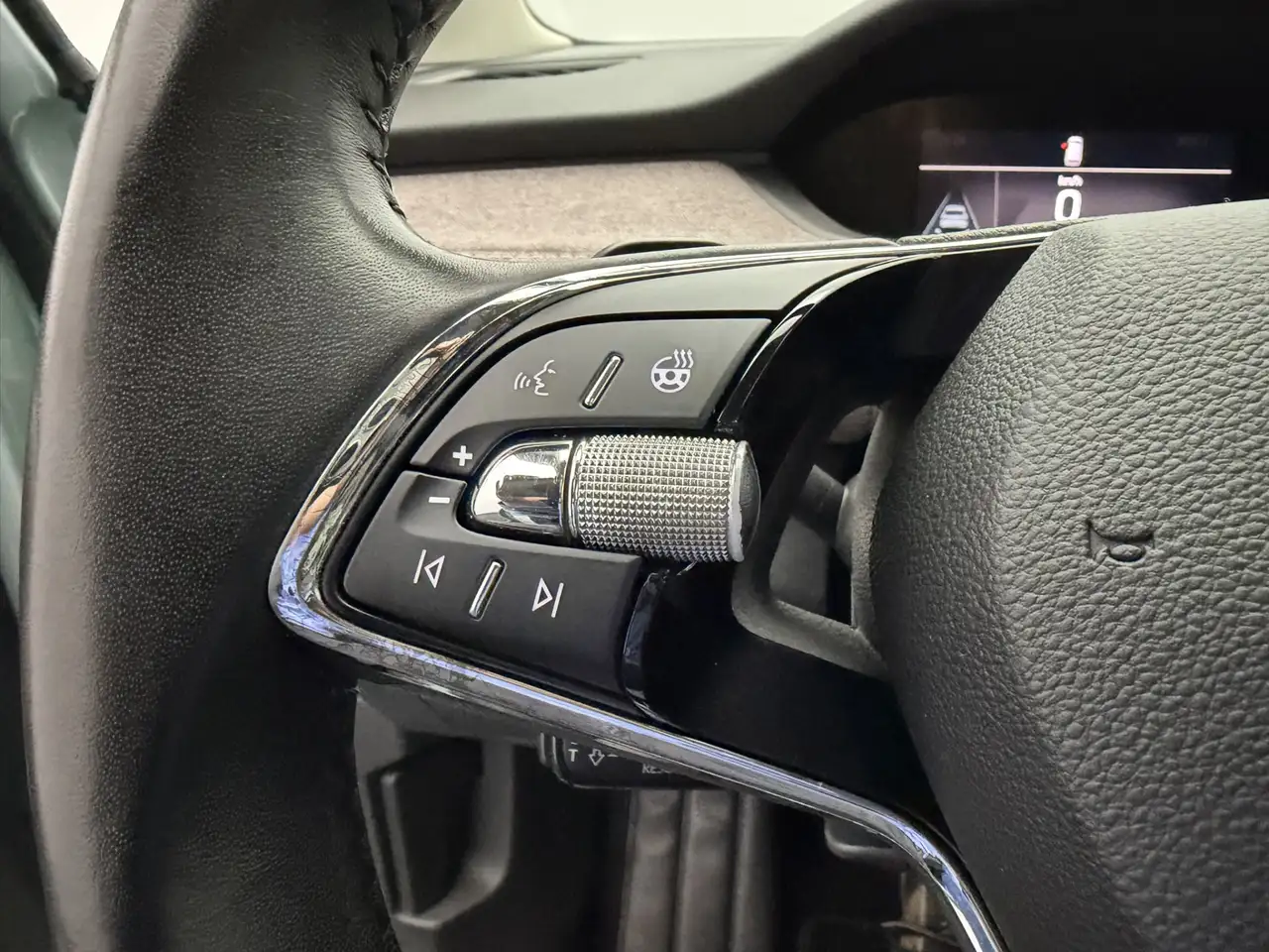 Skoda Enyaq iV 60 First Edition SoH 93,7% Warmtepomp Mat, миниатюра 19