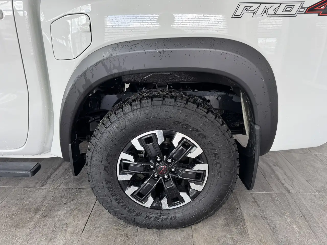 Nissan Frontier снимка Nissan Frontier