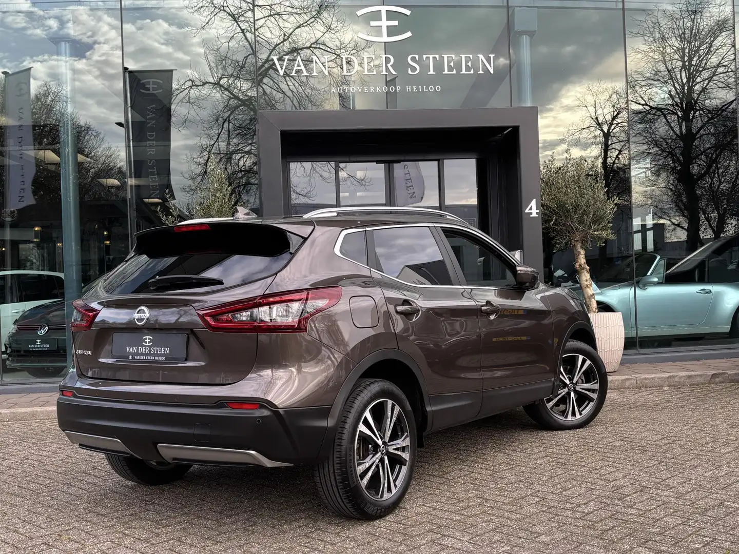 Nissan Qashqai 1.3 DIG-T Design Edition Pano | 360 Camera Bruin - 2