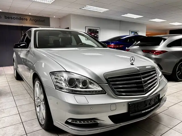 Mercedes-Benz S 350 CGI BE 4 MATIC H&K DISTR.+ BI-XENON KAM TV