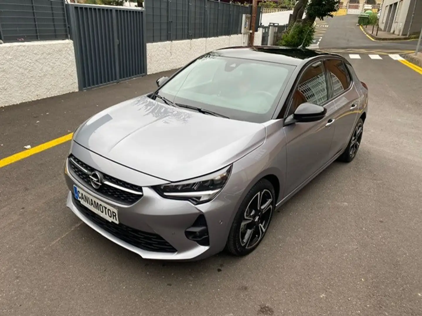 Opel Corsa 1.2T XHL S/S GS 100 Gris - 2