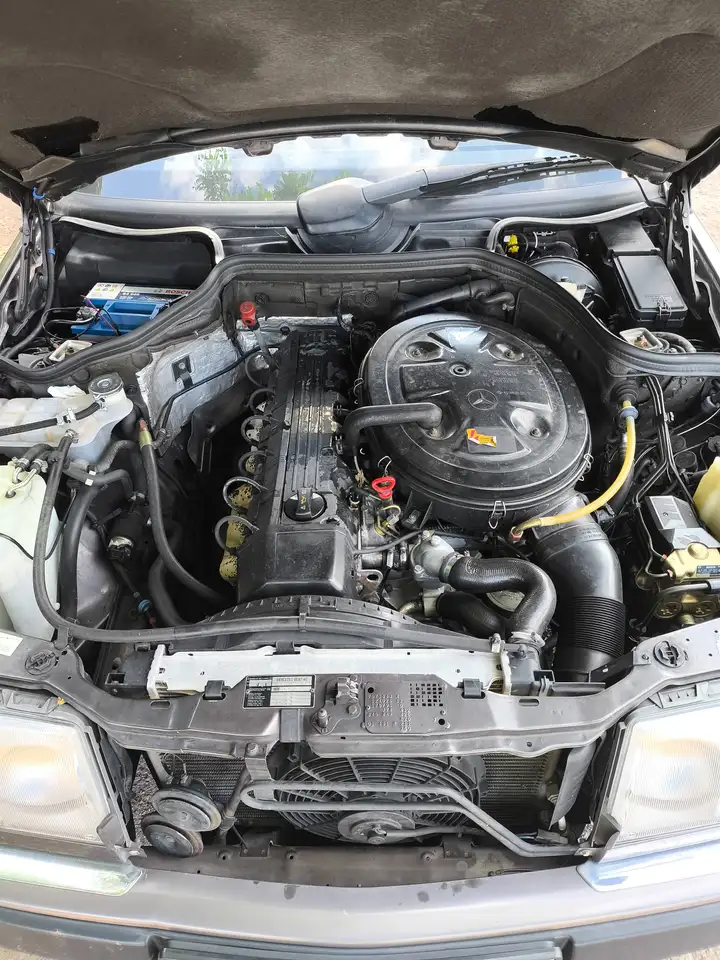 Mercedes-Benz 260 W124 260E, foto 10