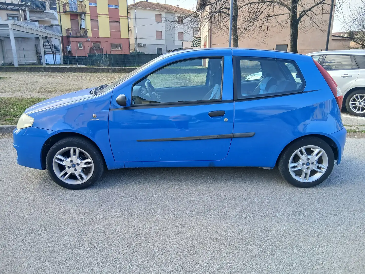 Fiat Punto 5p 1.2b - 1