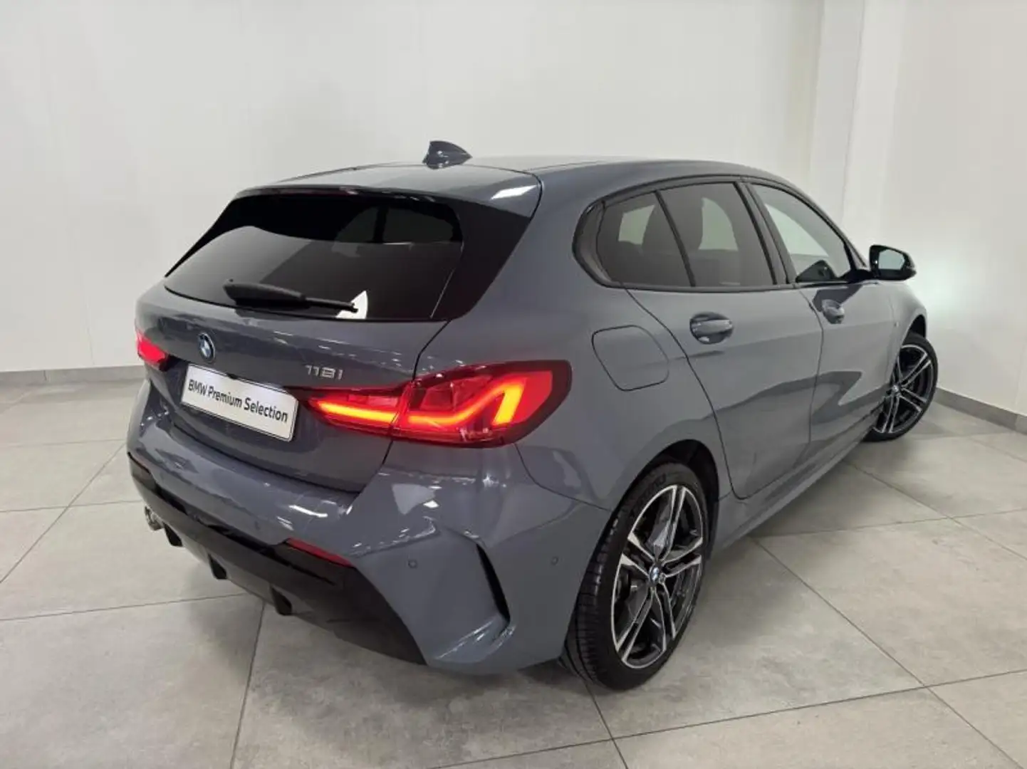BMW 118 118iA 136ch Edition M Design DKG7 - 2