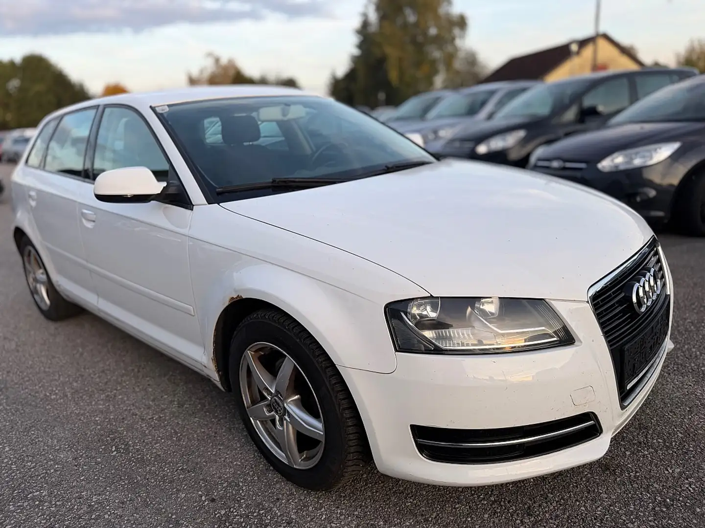 Audi A3 1.2 Blanc - 2
