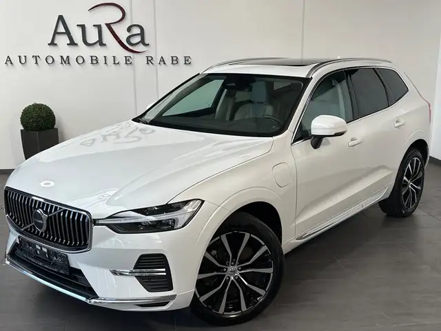 2023 Volvo XC60 in White for sale