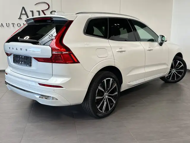 Volvo XC60 view 4