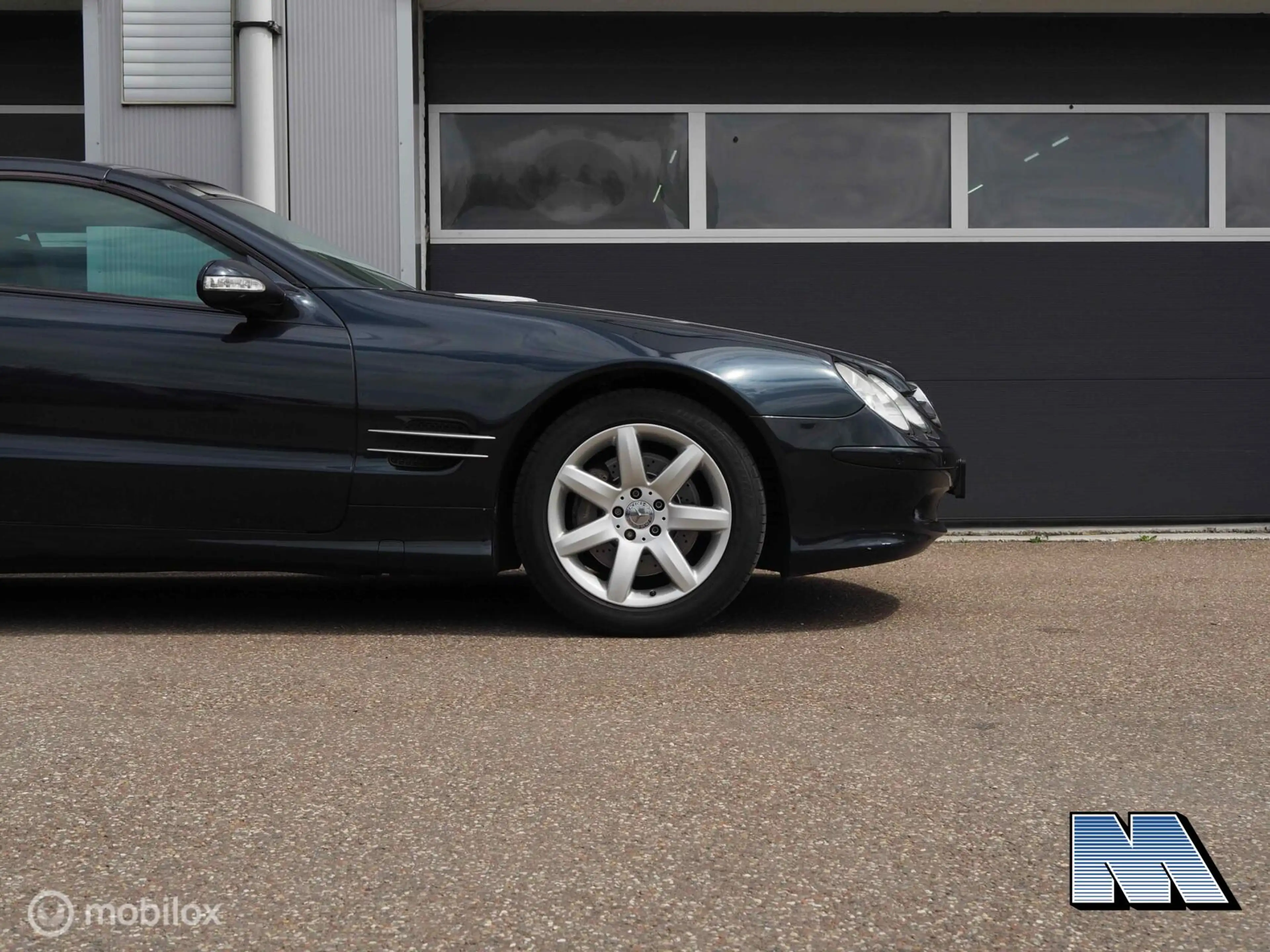 Mercedes-Benz SL 500 — photo 7