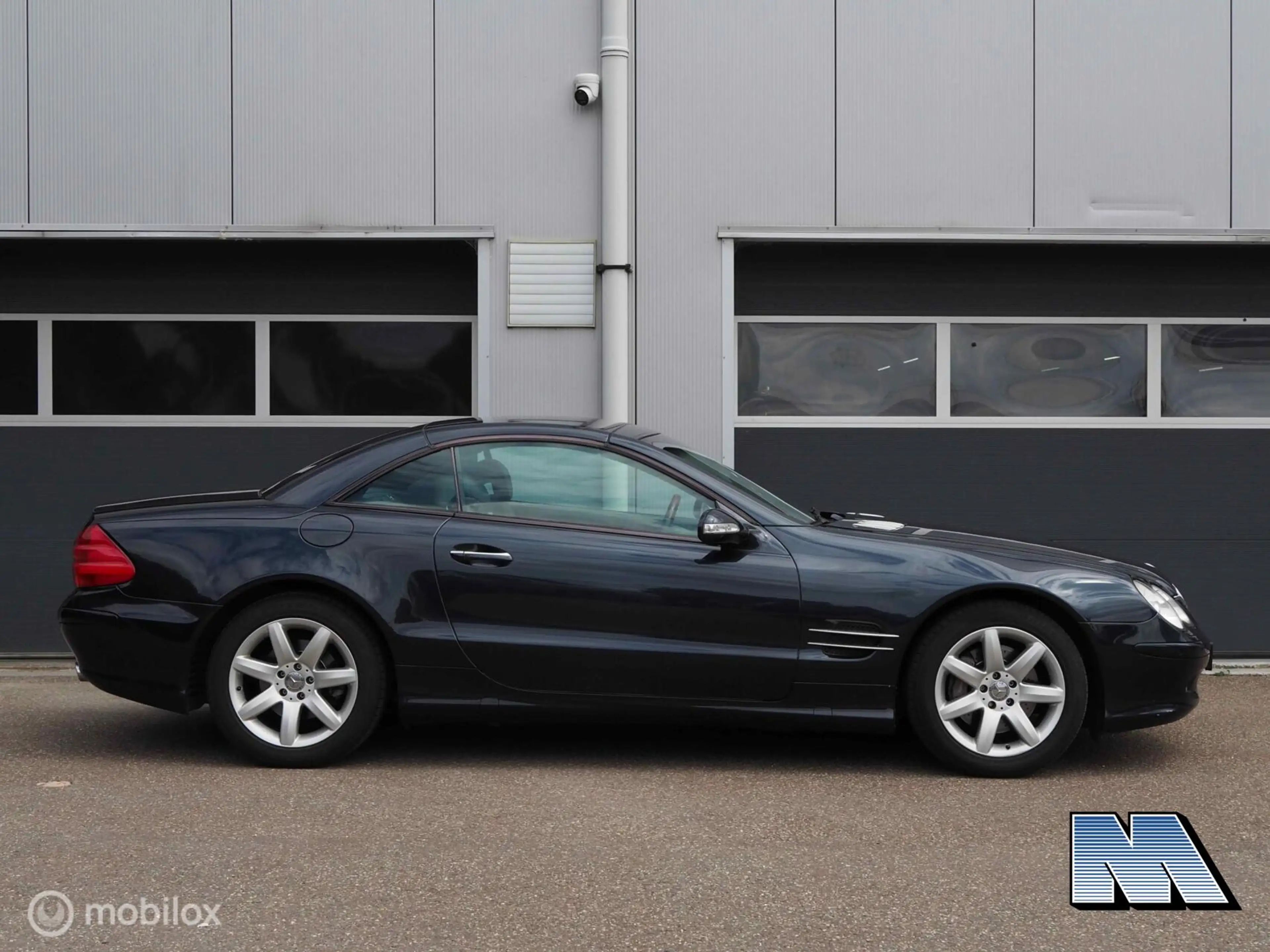 Mercedes-Benz SL 500 — photo 6