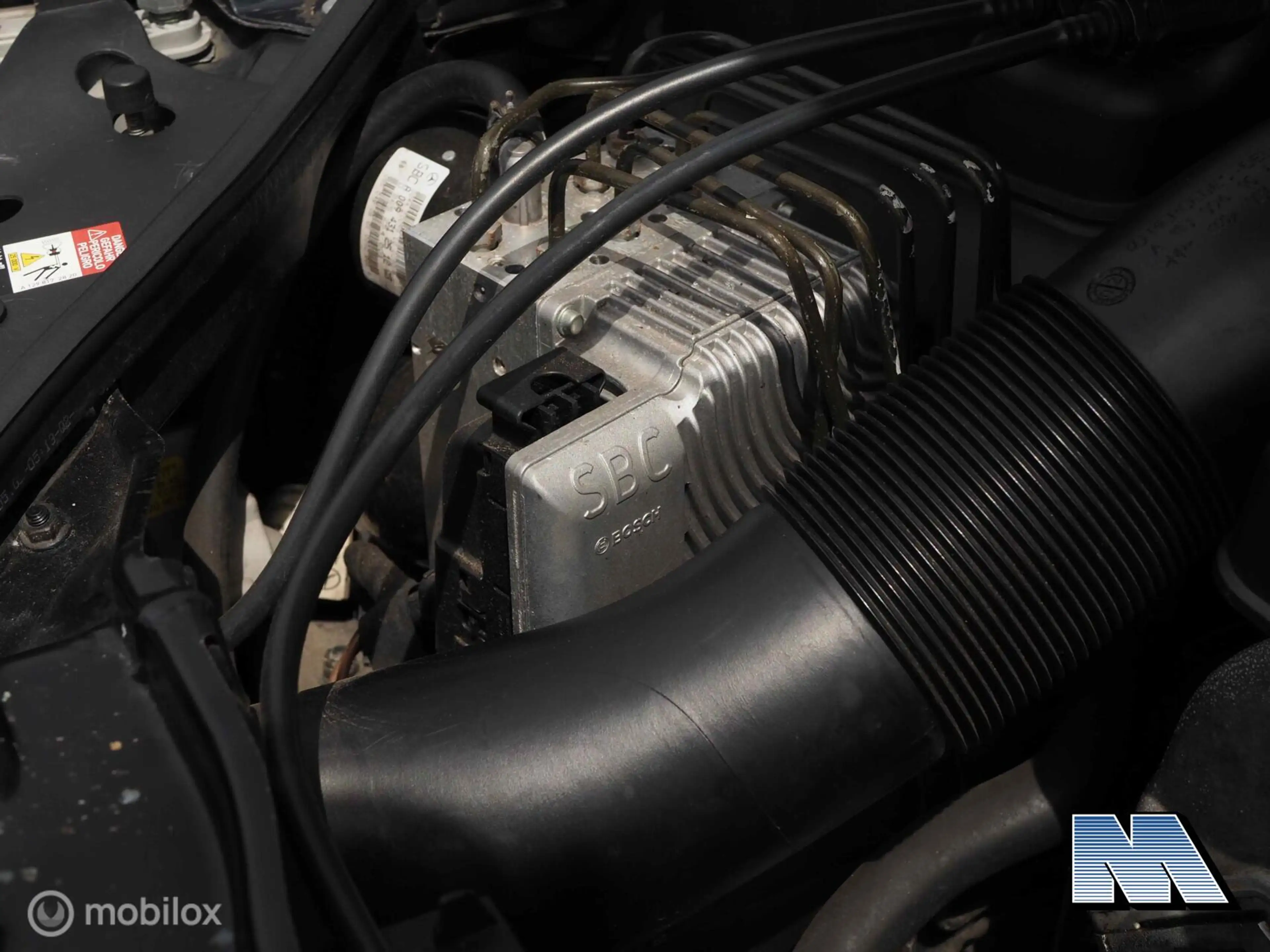 Mercedes-Benz SL 500 — photo 14