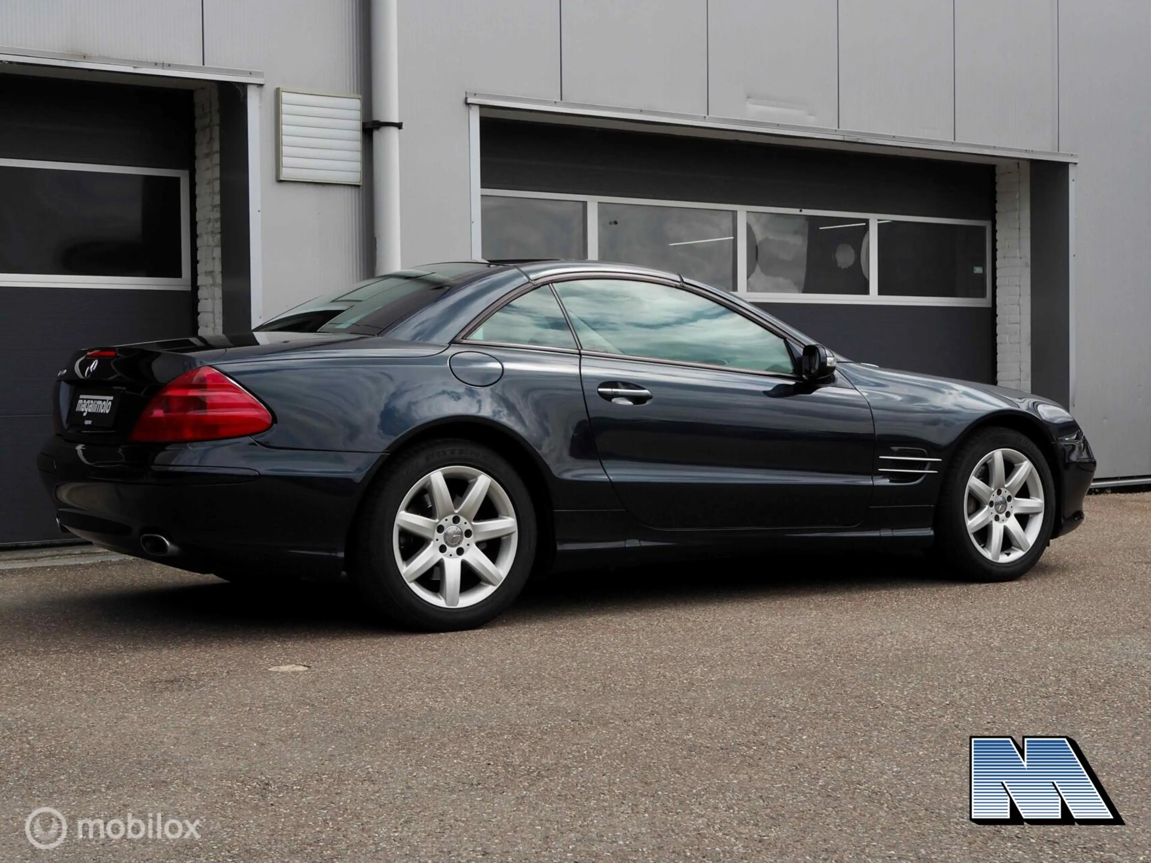 Mercedes-Benz SL 500 — photo 9