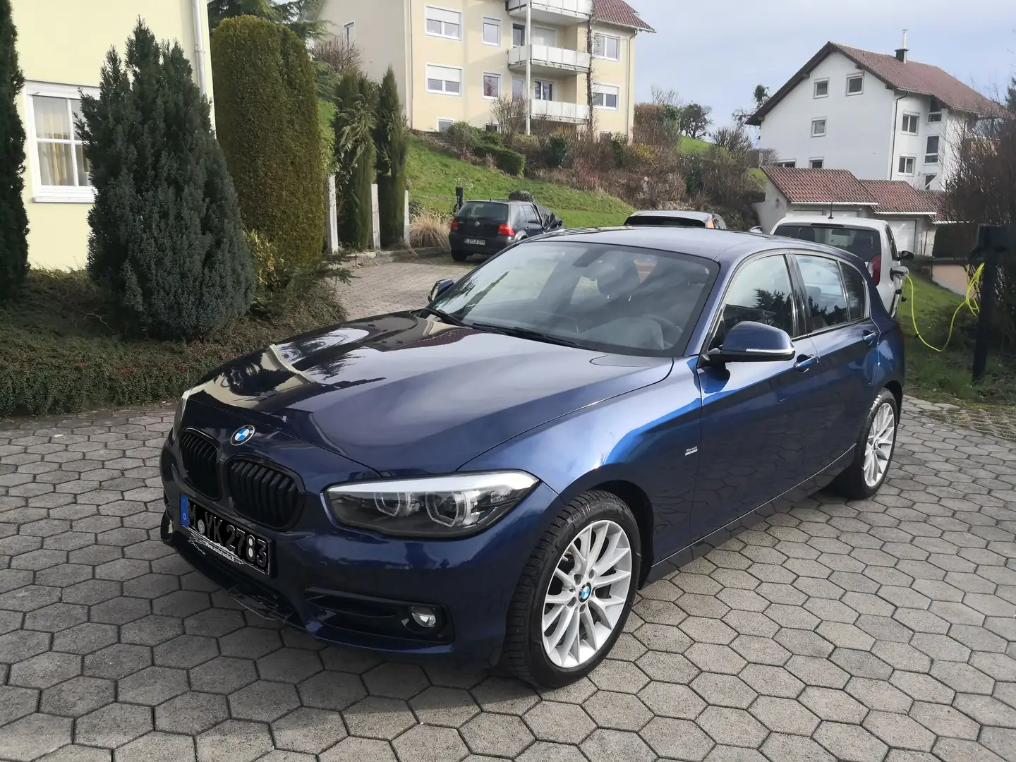 BMW 118 118i Edition Sport Line Shadow Modrá - 1