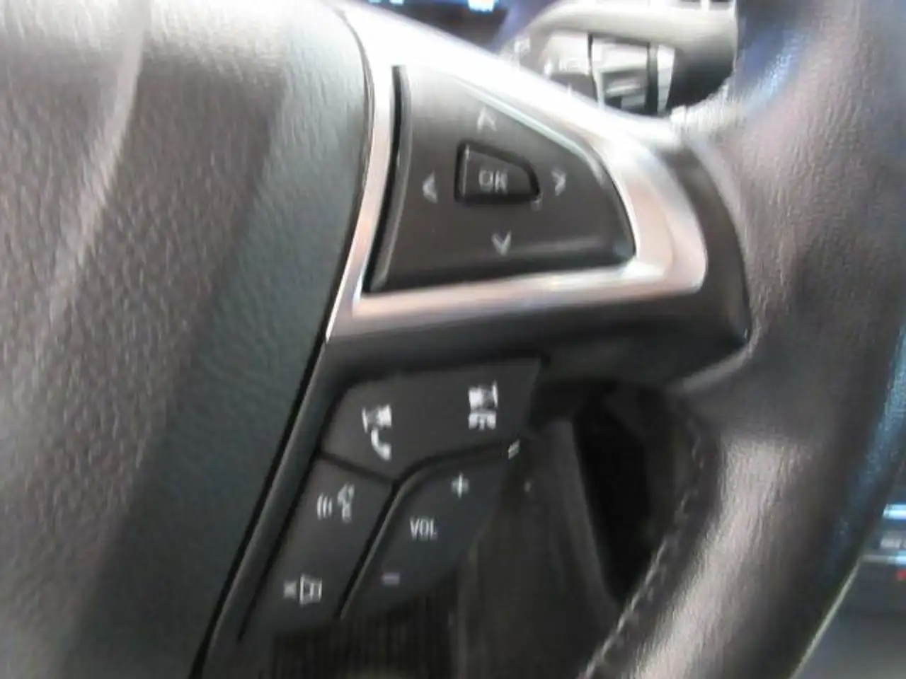 Ford Edge photo Ford Edge