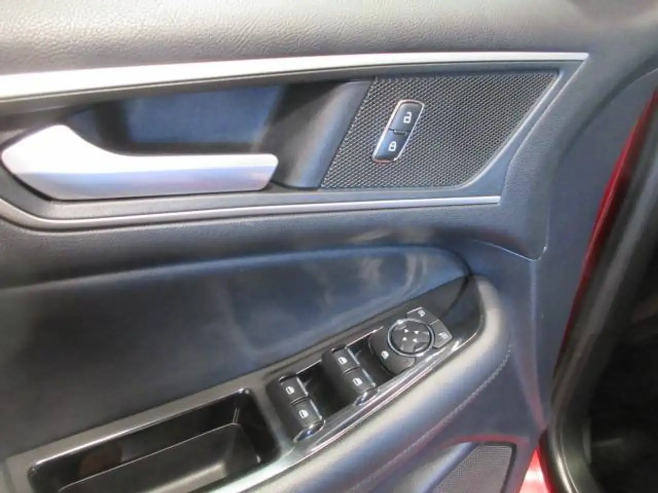 Ford Edge photo Ford Edge