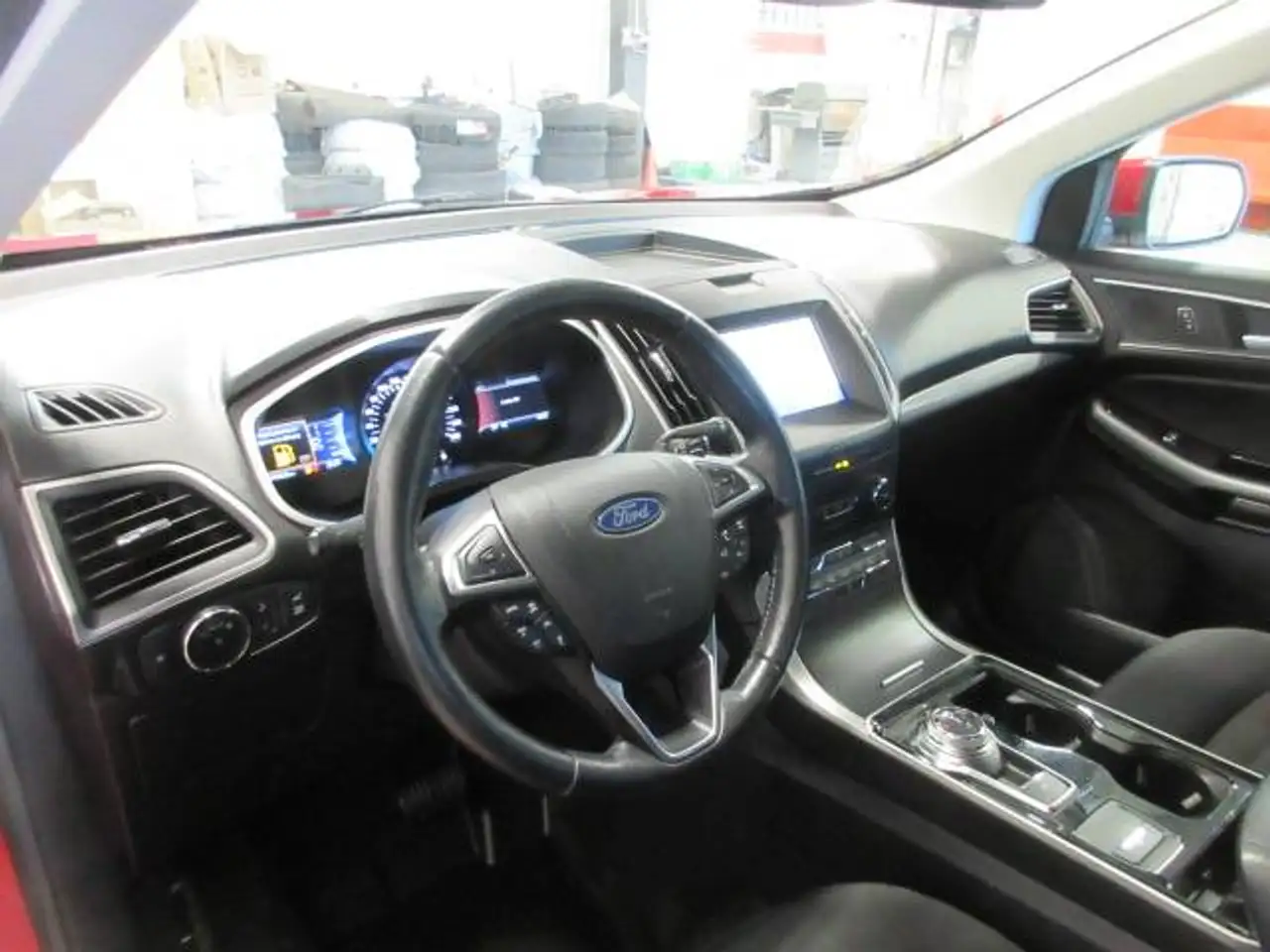 Ford Edge photo Ford Edge