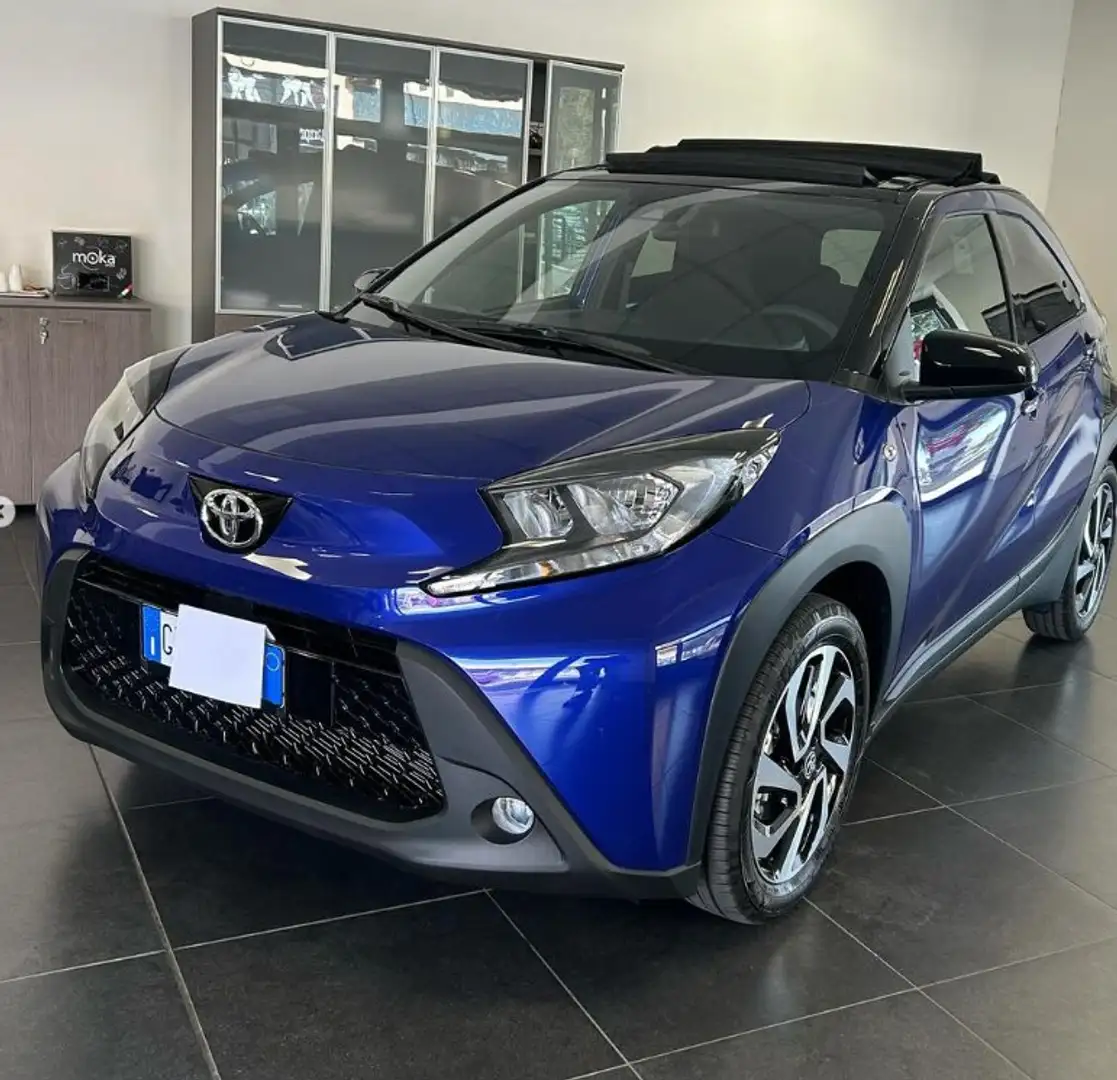 Toyota Aygo Aygo X 1.0 Trend Air 72cv s-cvt Azul - 2