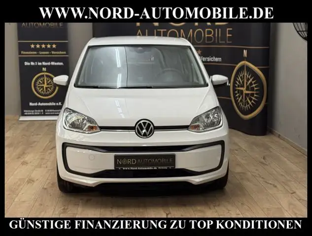Volkswagen up! view 4