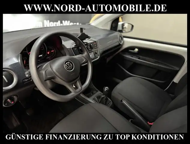 Volkswagen up! view 11