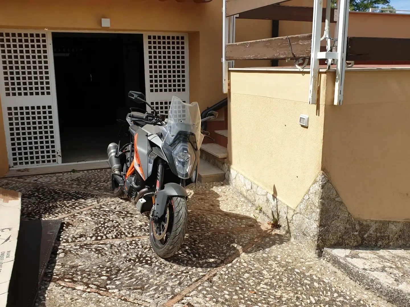 KTM 1290 Super Duke GT Arancione - 1
