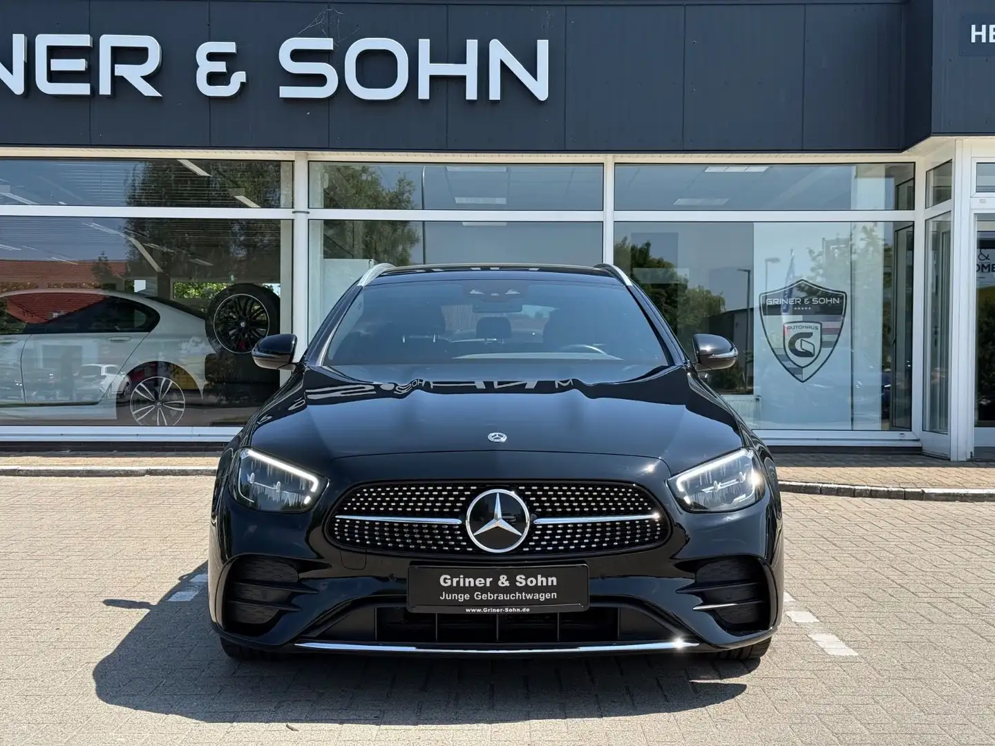 Mercedes-Benz E 220 d,AMG,Burmester,Distr,Sitz-Luft,AHK,3,49% Noir - 2