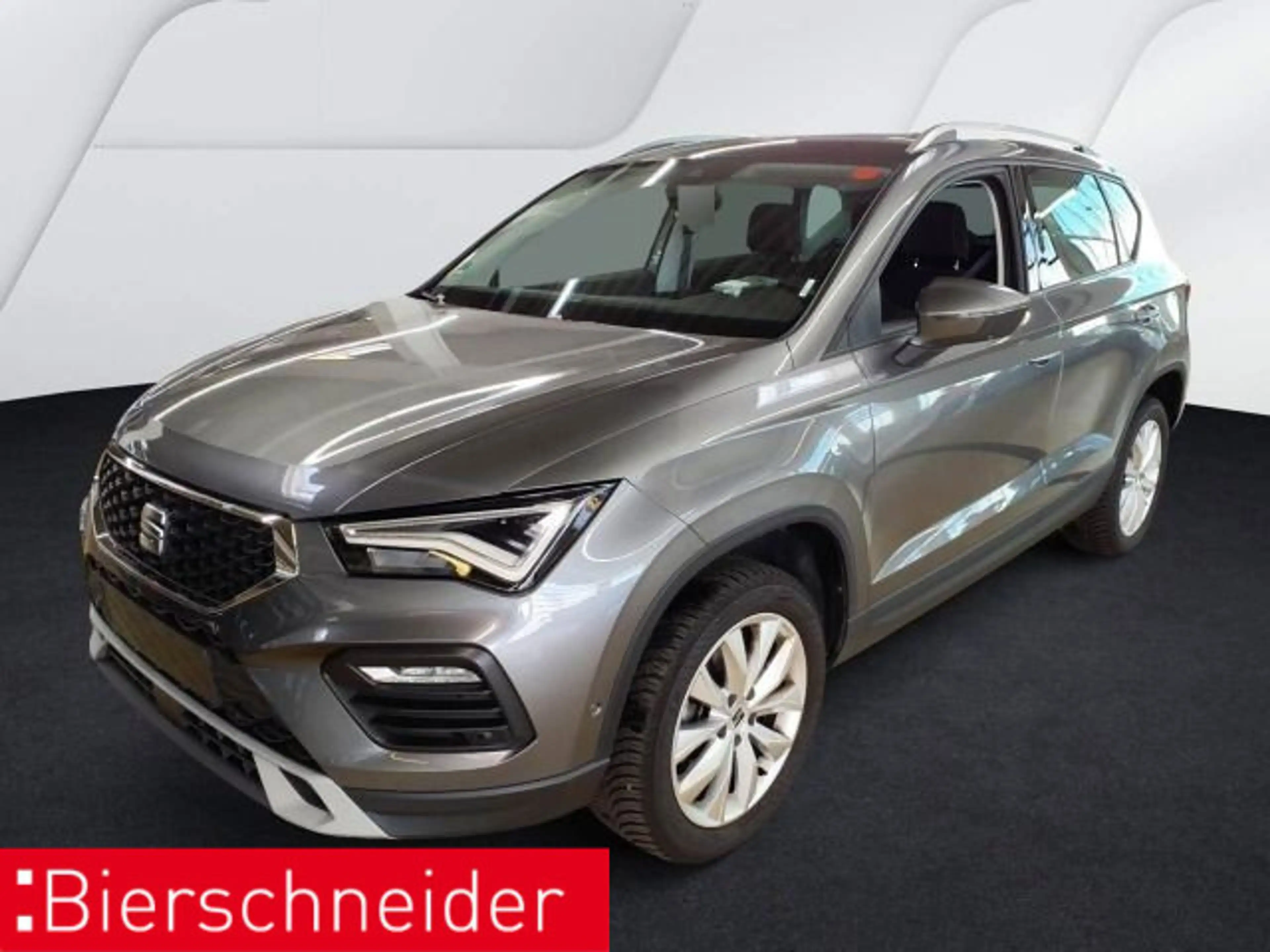 SEAT Ateca 1.5 TSI DSG Style AHK ACC NAVI CAM