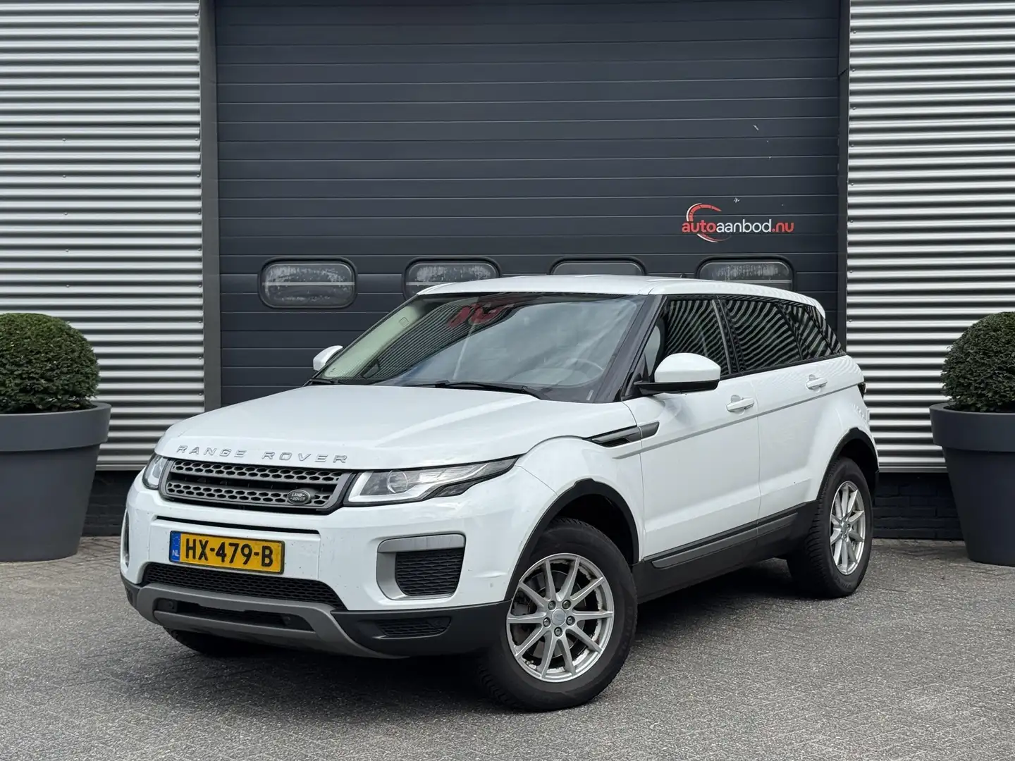 Land Rover Range Rover Evoque 2.0 Si4 Pure | Camera | Navigatie | Trekhaak | Lic Wit - 1