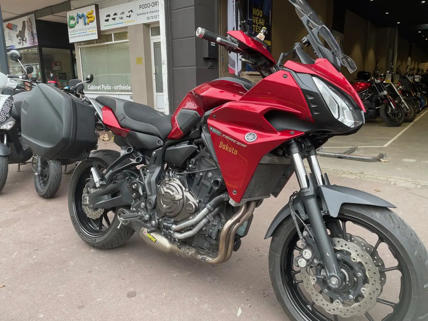 Yamaha Tracer 700 Rojo - 2