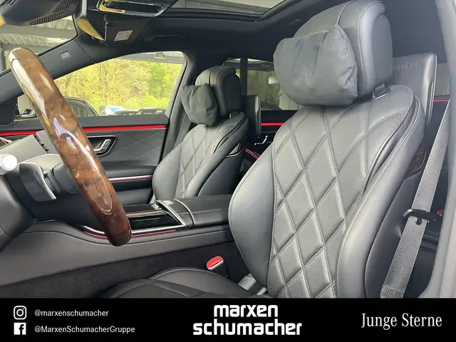 Mercedes-Benz S-Class view 10