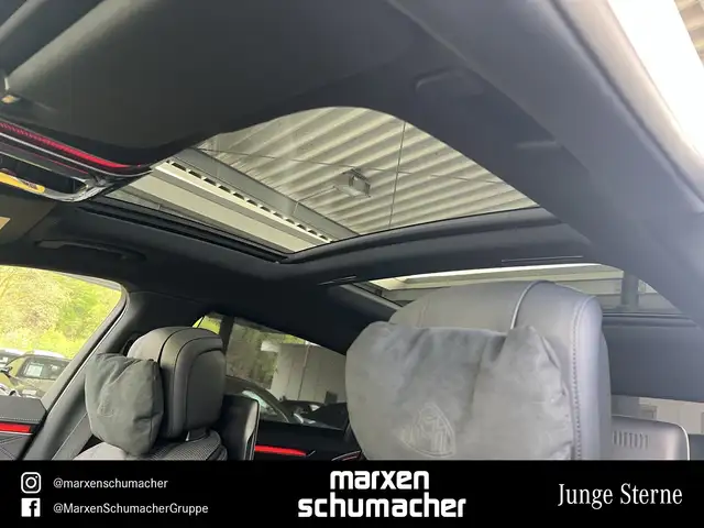 Mercedes-Benz S-Class view 11