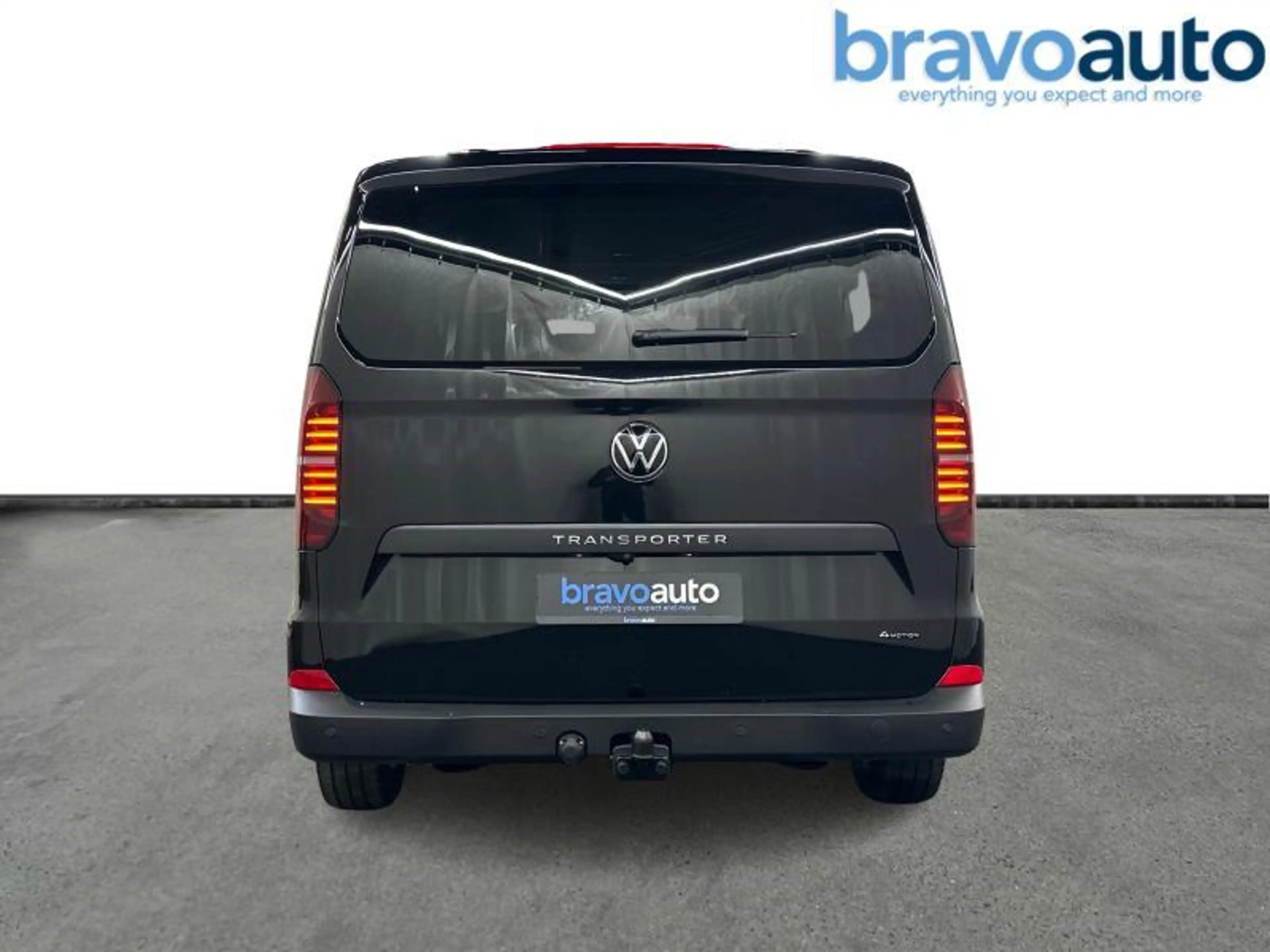 Volkswagen Transporter T7 Kombi 4Motion DSG | Double Cabine | tow bar — photo 4