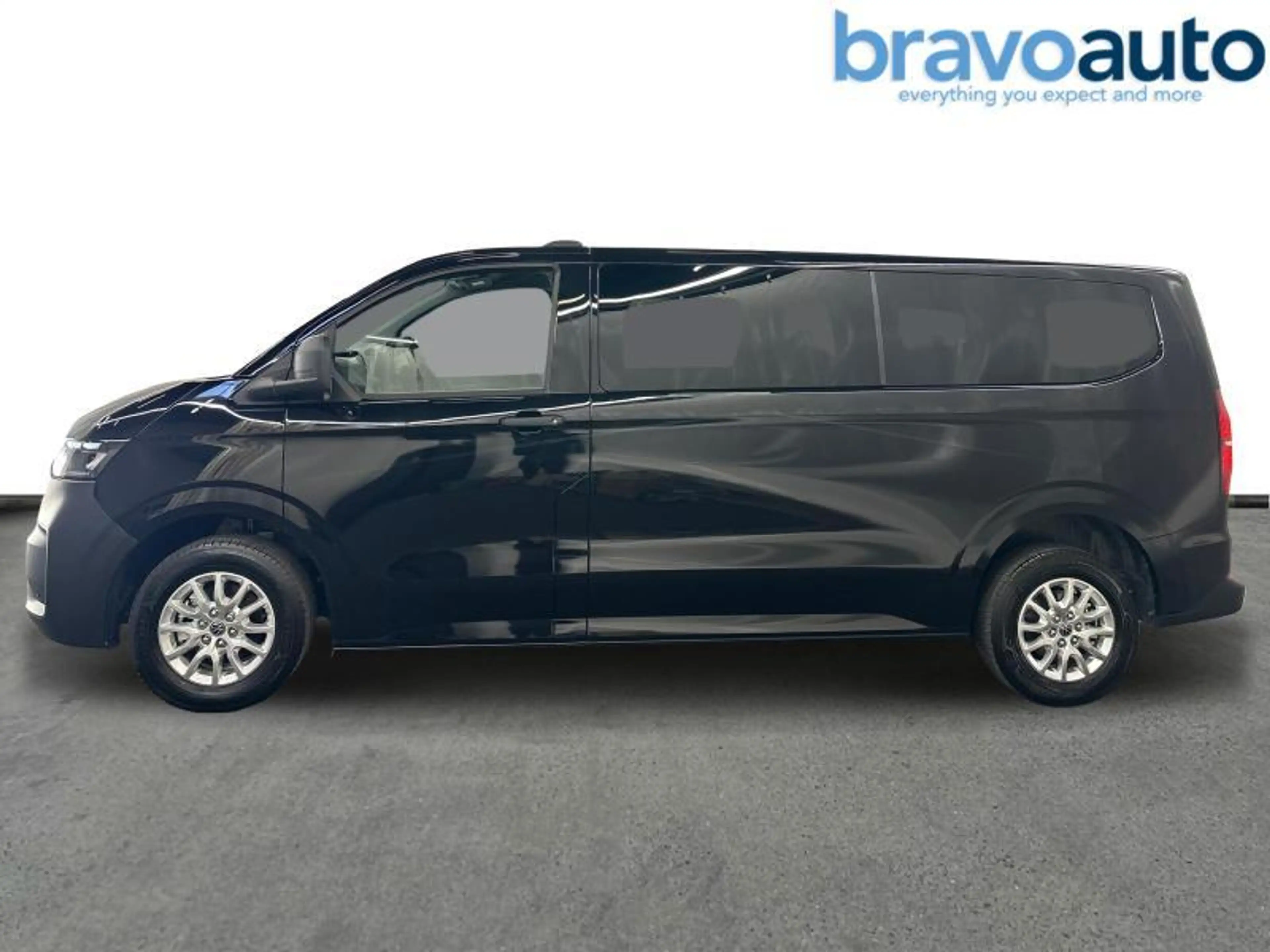 Volkswagen Transporter T7 Kombi 4Motion DSG | Double Cabine | tow bar — photo 3