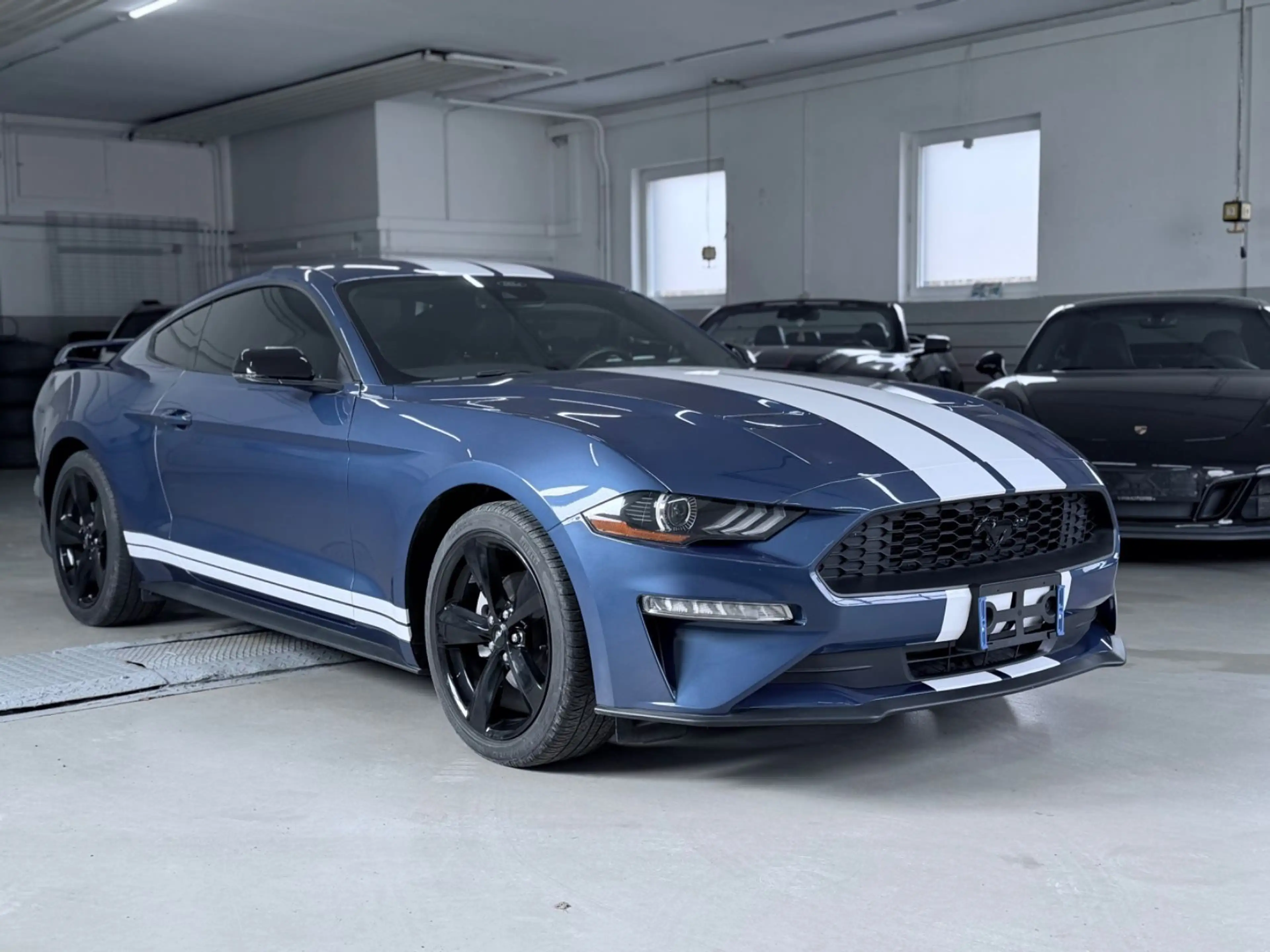 Ford Mustang 2.3 Ecoboost Premiu Fastback — photo 3