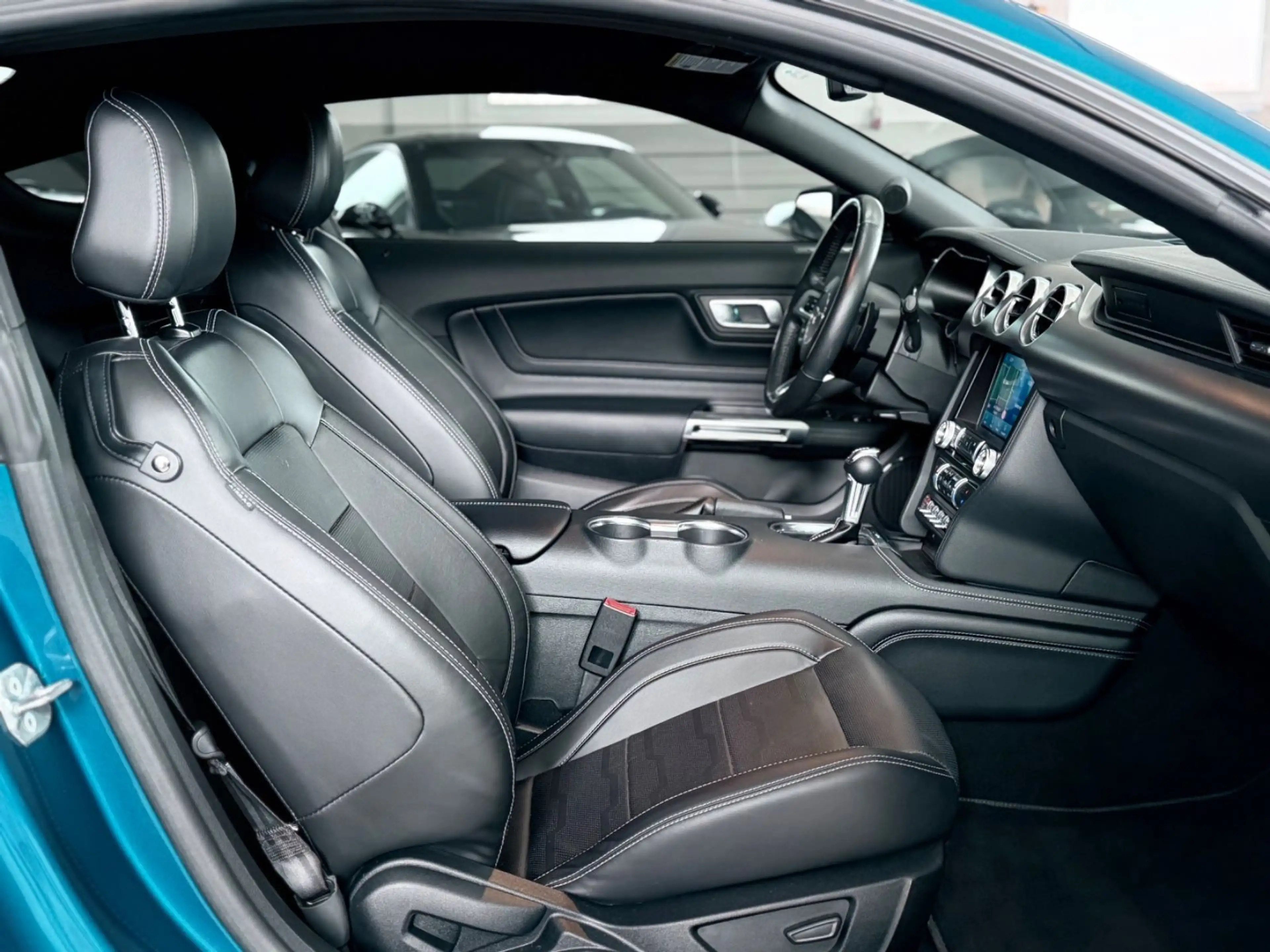 Ford Mustang 2.3 Ecoboost Premiu Fastback — photo 15