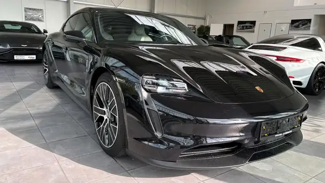 Porsche Taycan view 5