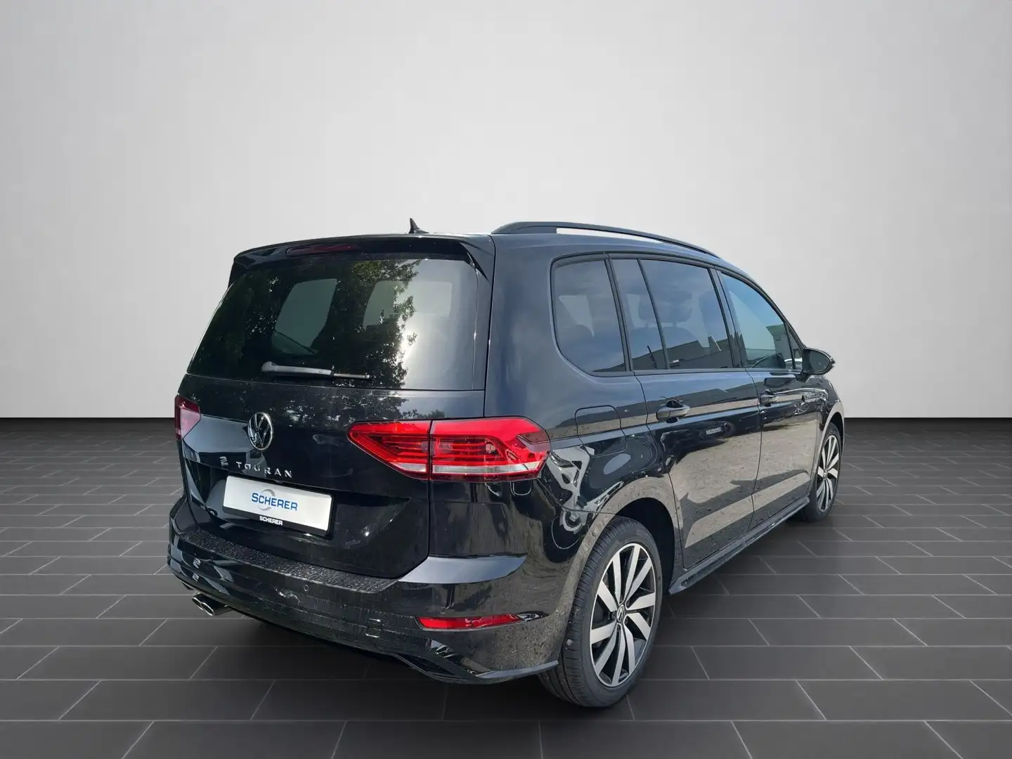 Volkswagen Touran Highline 2,0 l TDI SCR 110 kW (150 PS) 7- Zwart - 2