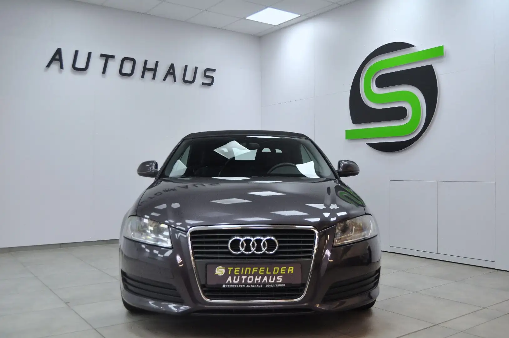 Audi A3 1.8 TFSI Cabriolet / SITZHEIZUNG / LM-FELGEN Silber - 2