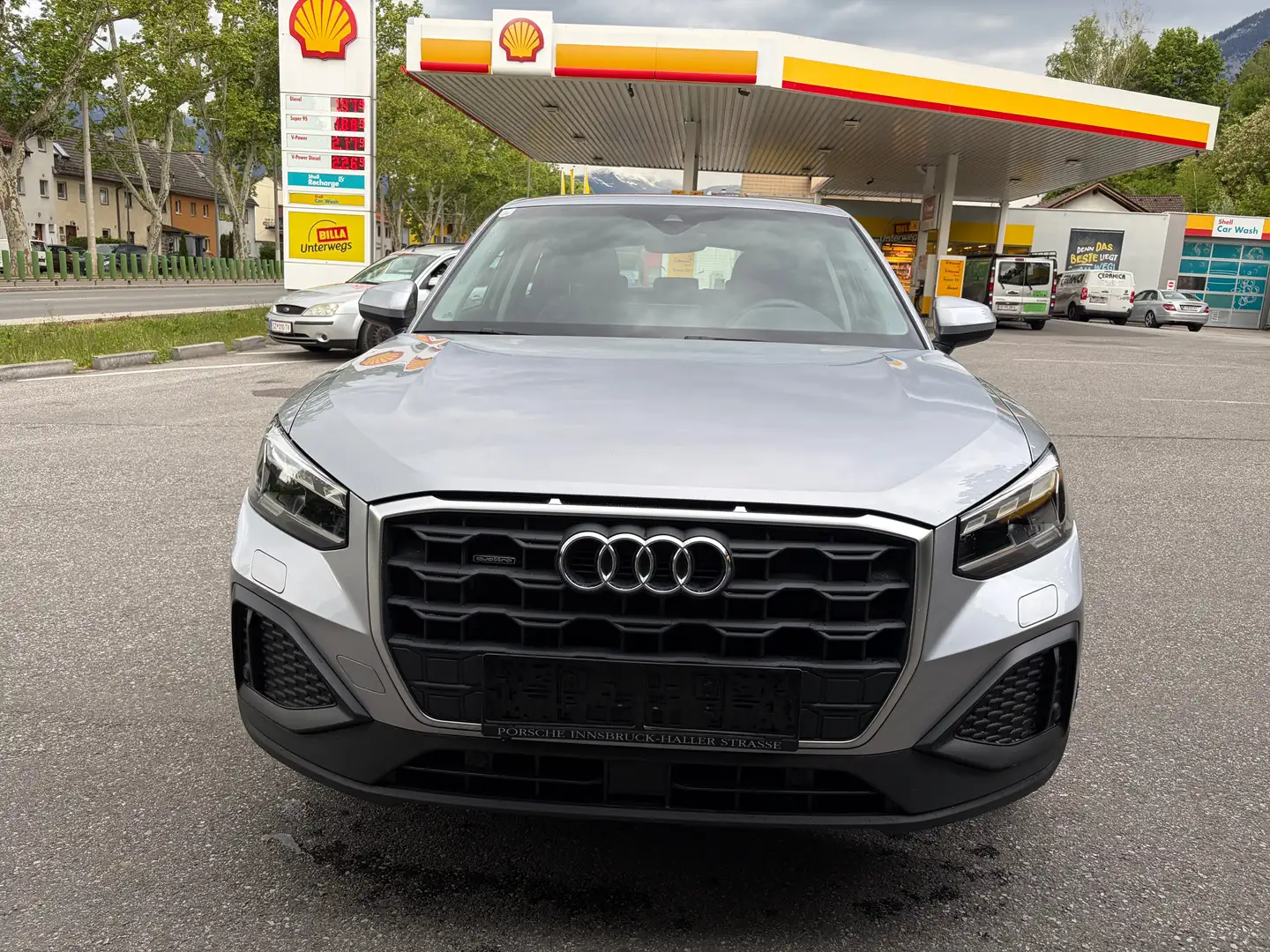 Audi Q2 Q2 35 TDI Intense S-tronic Intense Silber - 1