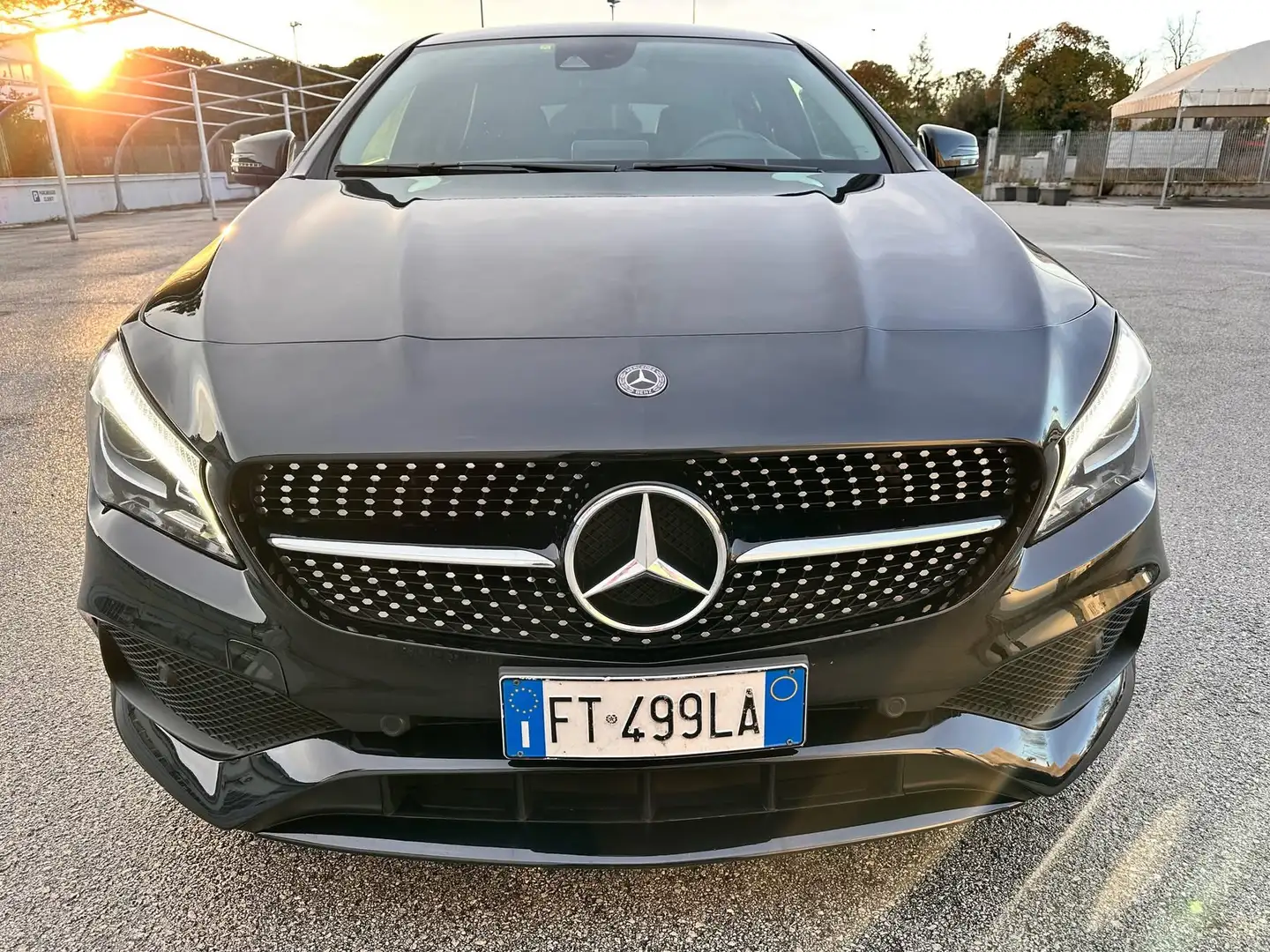 Mercedes-Benz CLA 200 shooting break AMG PREMIUM Чёрный - 2