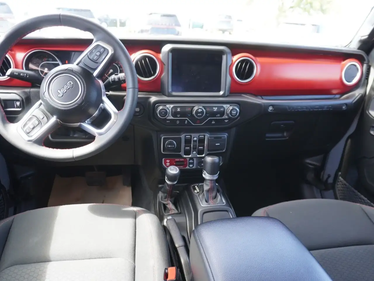 Jeep Wrangler снимка Jeep Wrangler