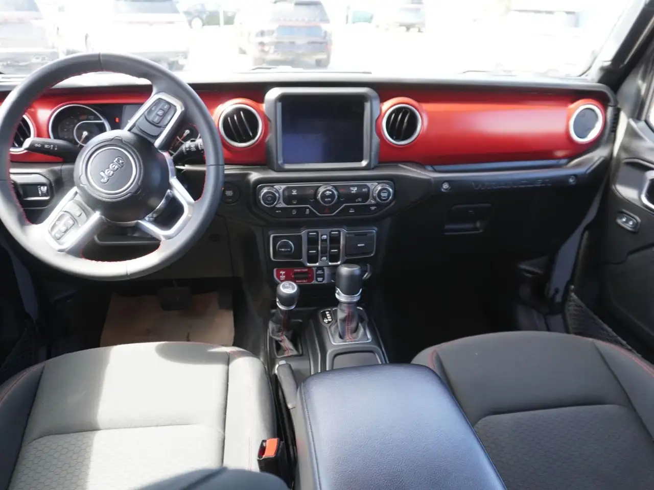 Jeep Wrangler снимка Jeep Wrangler