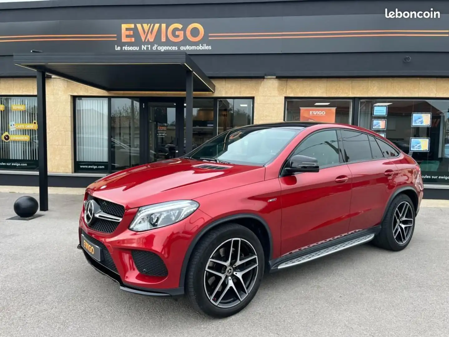 Mercedes-Benz GLE 43 AMG Mercedes Classe COUPE 3.0 43 365CH AMG 4MATIC 9G-T Rouge - 1