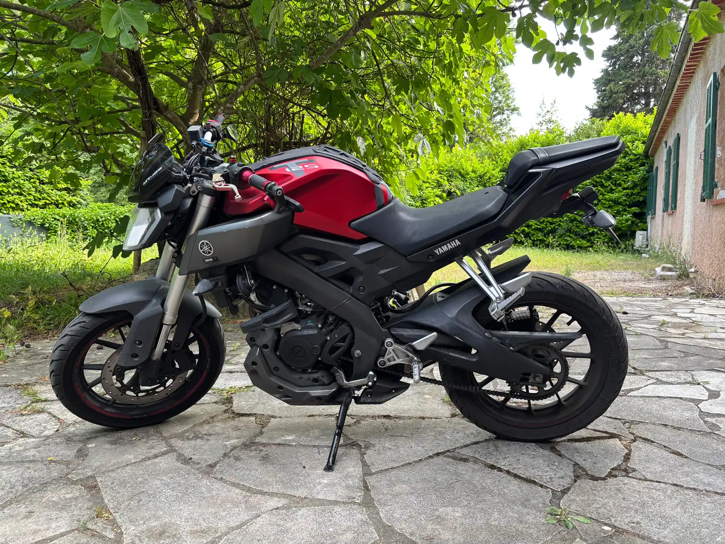 Yamaha MT-125 Negru - 1