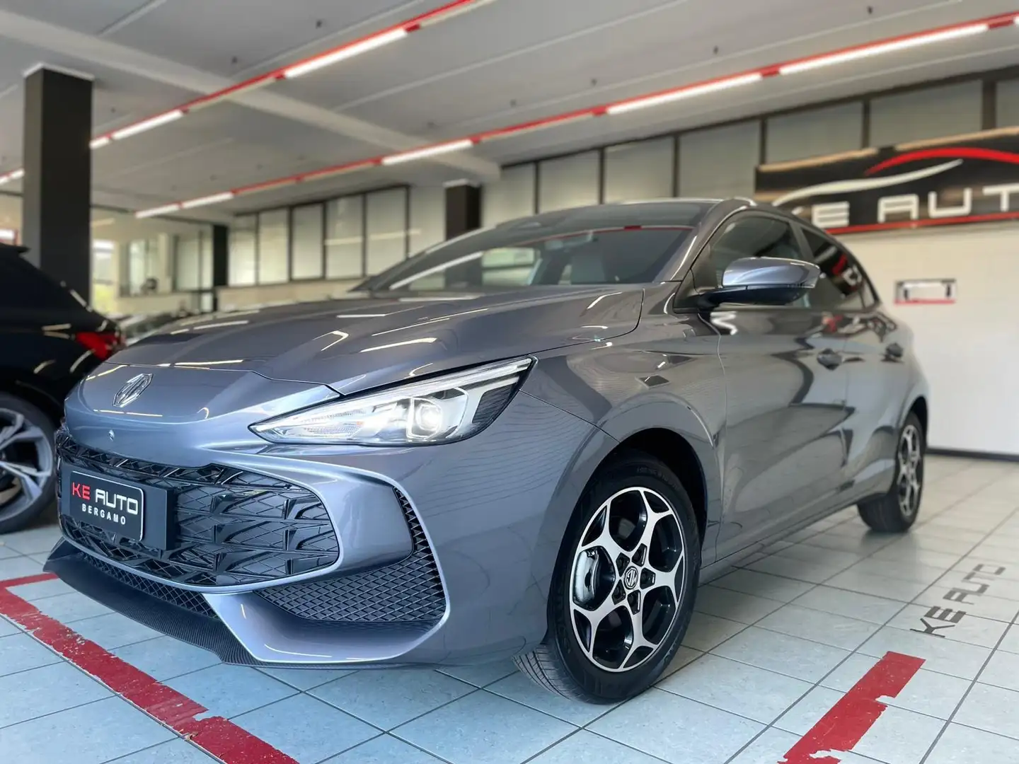 MG MG3 1.5 hybrid+ Luxury auto Grigio - 1